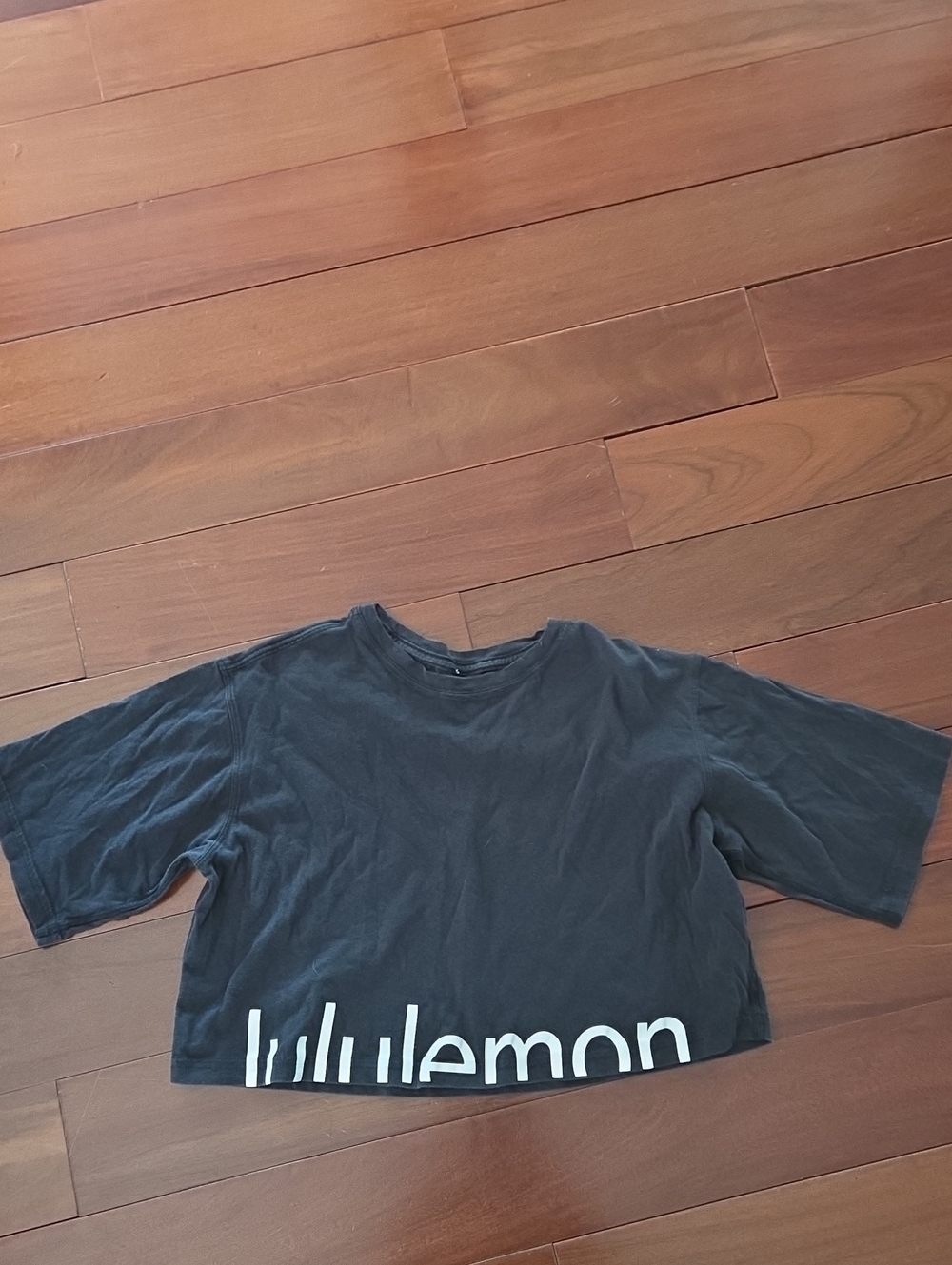 Lululemon Black Cortes Crop Tee with White Logo XS